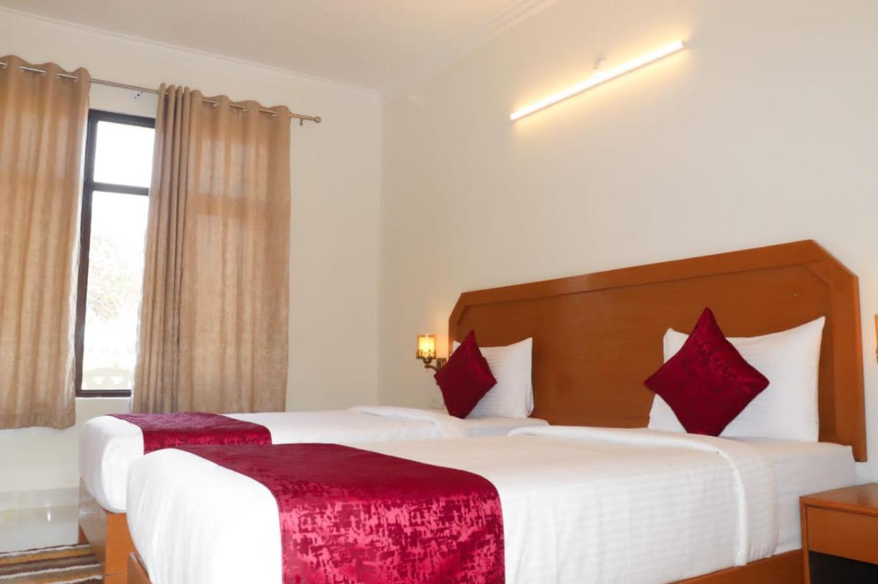 Khajurāho Priyanka Resort المظهر الخارجي الصورة